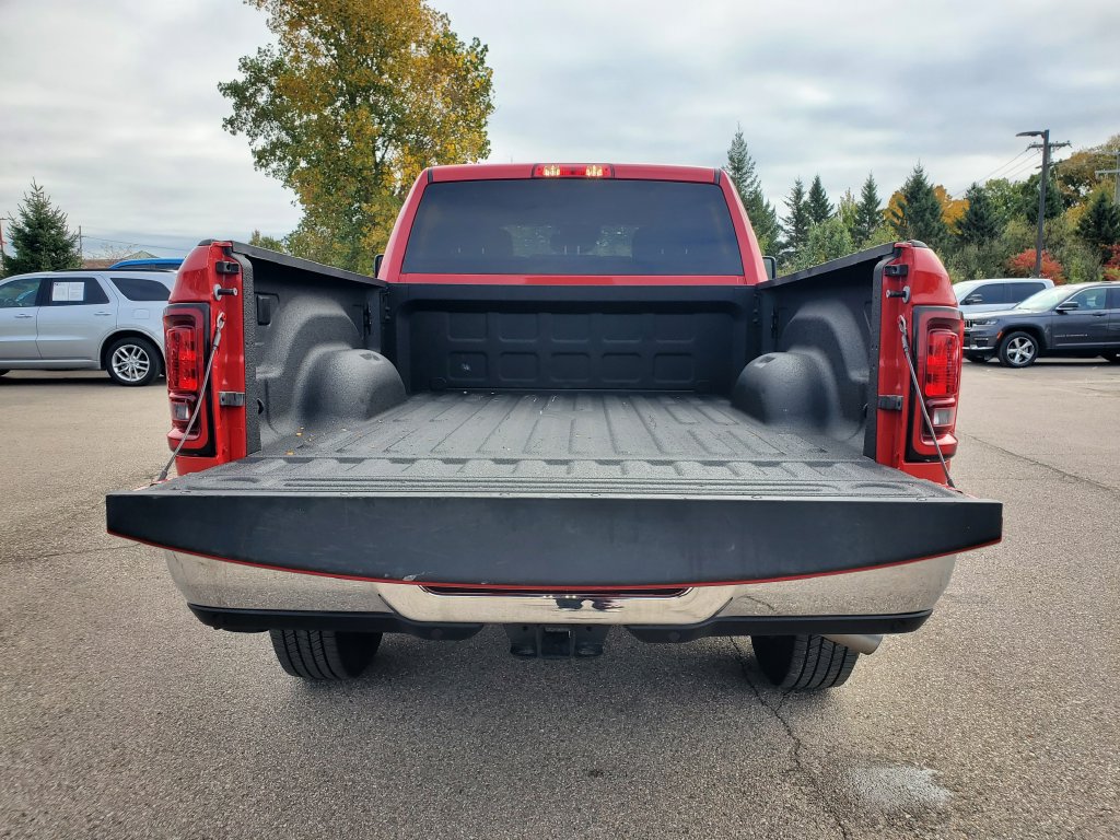 Used 2026 RAM 2500 Big Horn AWD/4WD image 9