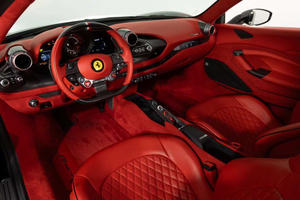 Used 2022 Ferrari F8 Tributo RWD image 40