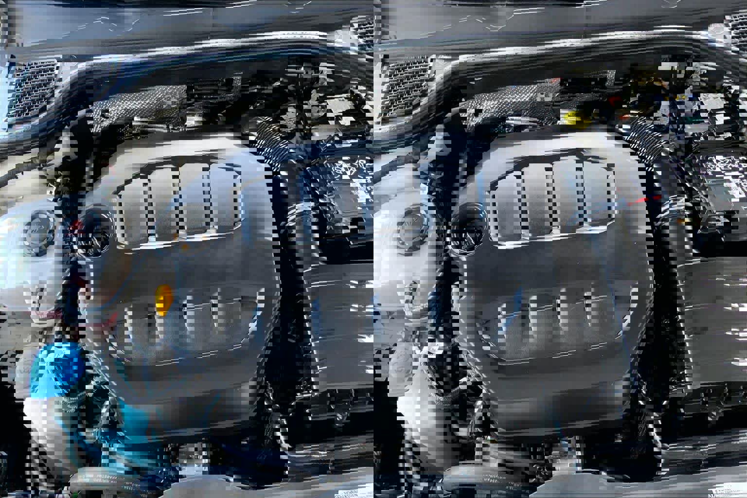 Used 2024 Volkswagen Golf R image 30