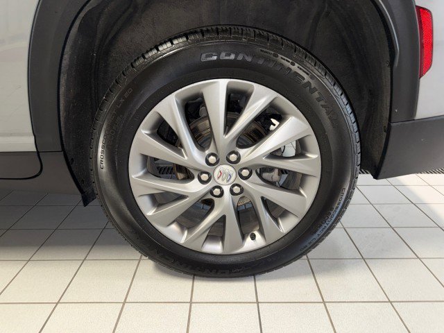 Used 2025 Buick Enclave Preferred FWD image 11