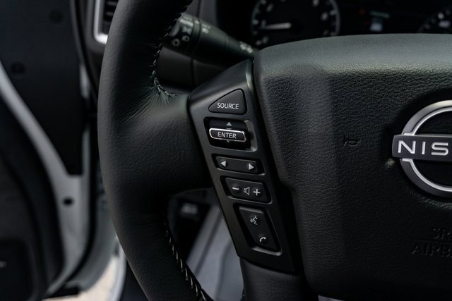 New 2025 Nissan Frontier SV w/ SV Convenience Package image 16