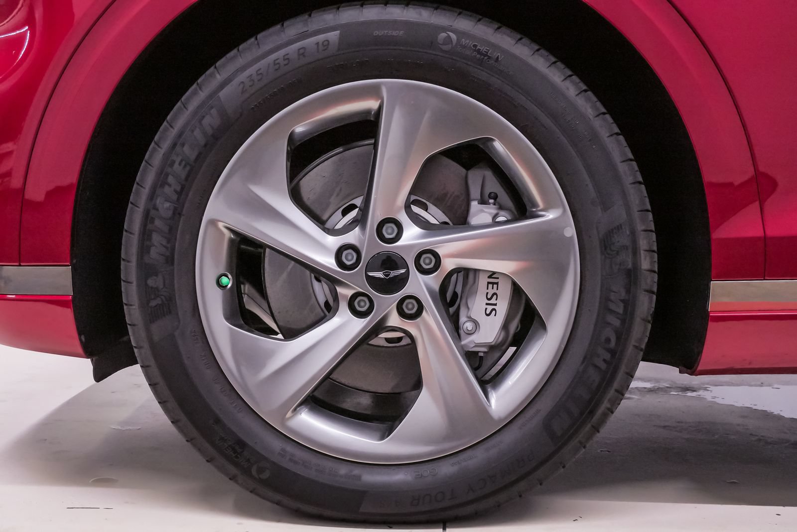 Certified 2026 Genesis GV70 2.5T AWD/4WD image 26