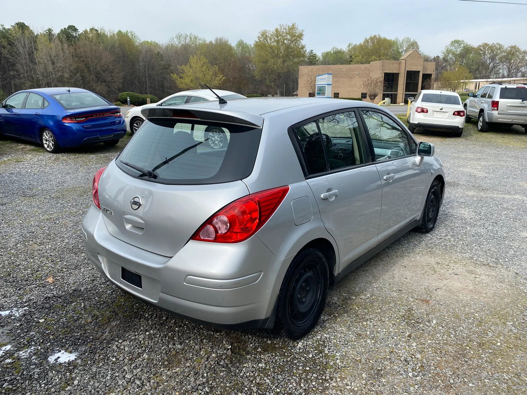 Used 2011 Nissan Versa 1.8 S w/ Plus Pkg image 4