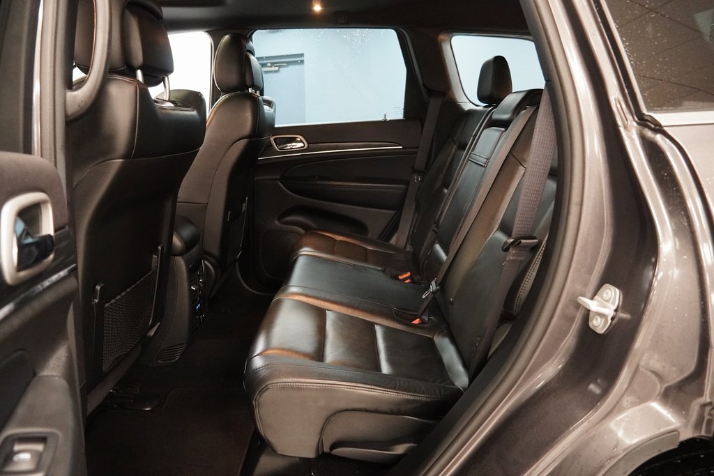 Used 2020 Jeep Grand Cherokee Limited image 27