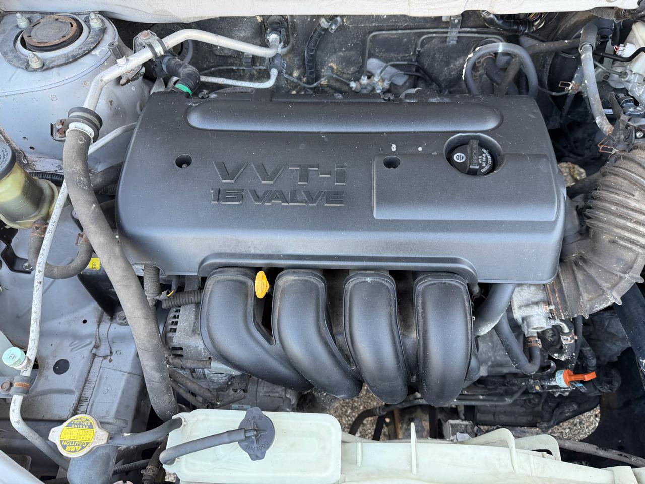 Used 2008 Pontiac Vibe w/ Preferred Package FWD image 13