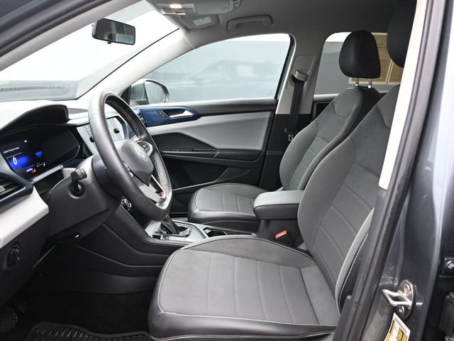 Used 2022 Volkswagen Taos SE FWD image 10