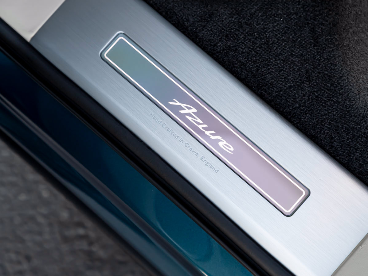 New 2027 Bentley Bentayga AWD/4WD image 34