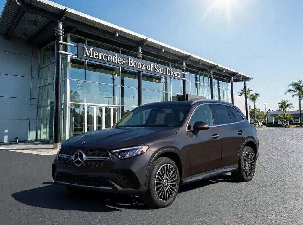 New 2026 Mercedes-Benz GLC 300