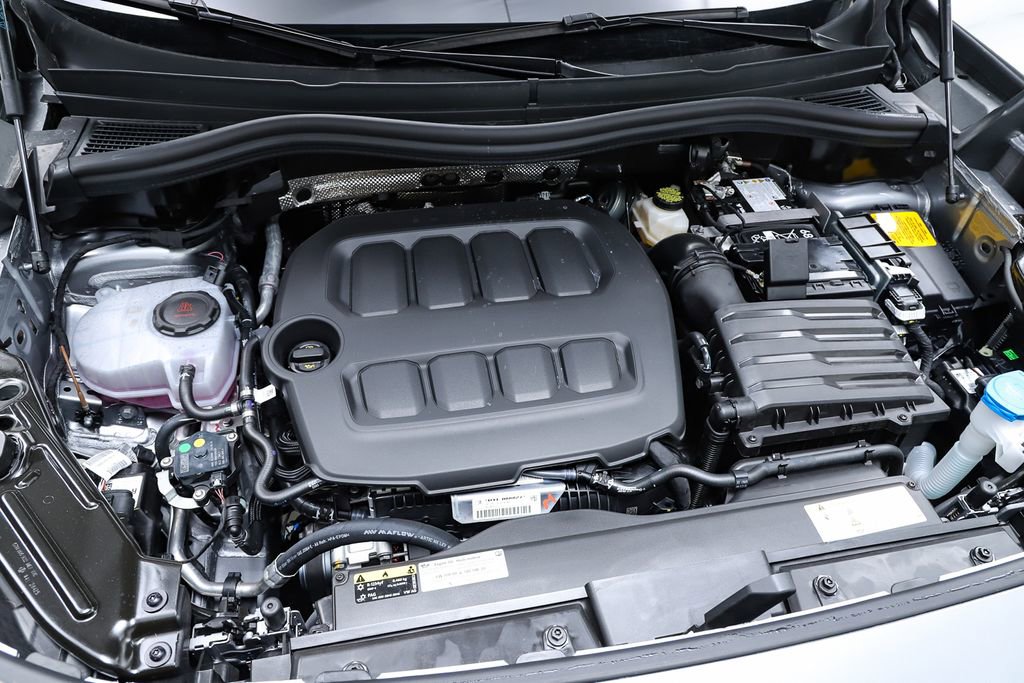 New 2026 Volkswagen Tiguan SE image 67