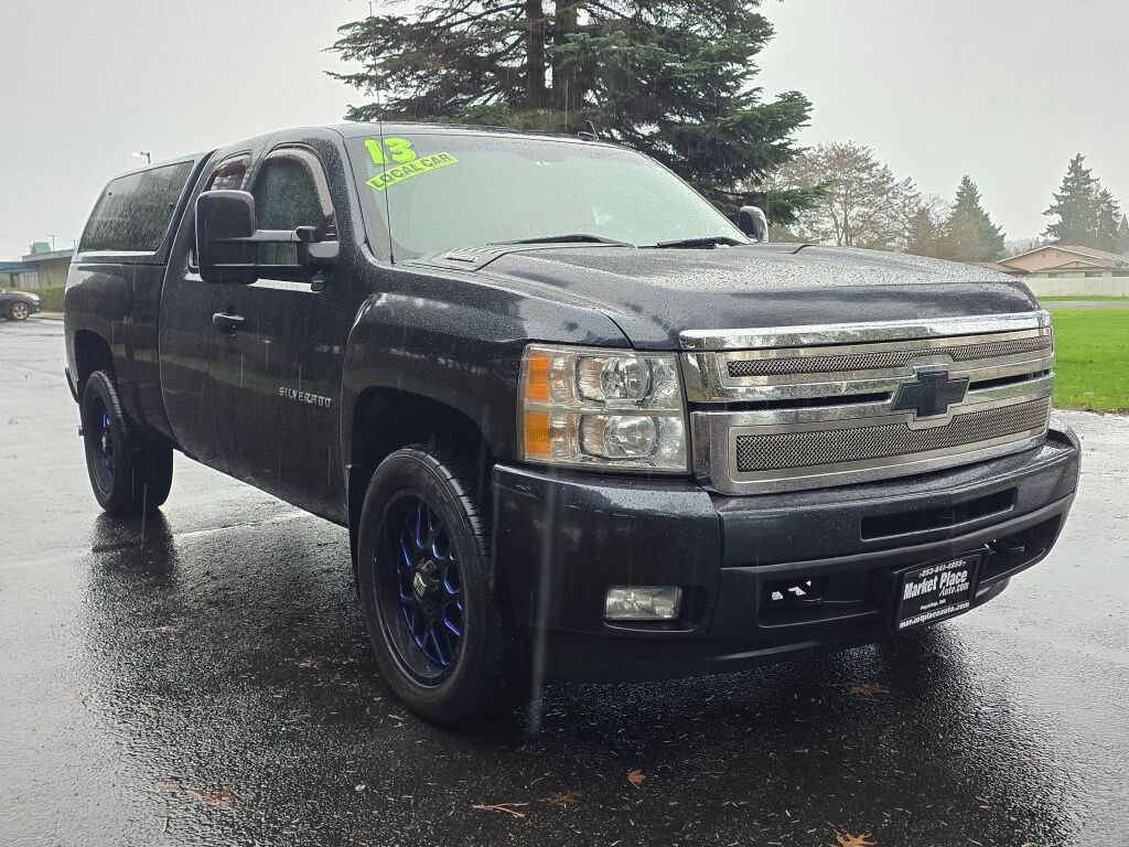 Used 2013 Chevrolet Silverado 1500 LTZ w/ Max Trailering Pack image 8