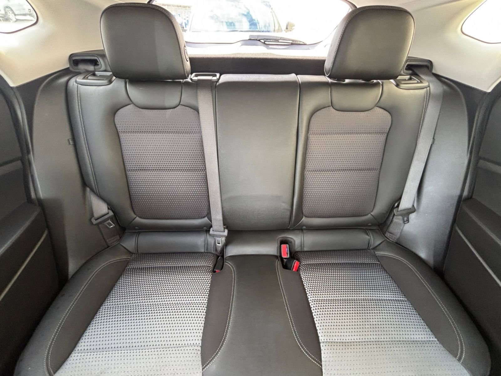 Used 2025 Chevrolet Trax LT image 38