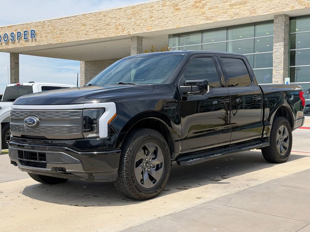 Used 2023 Ford F150 Lightning Lariat w/ Max Trailer Tow Package image 11