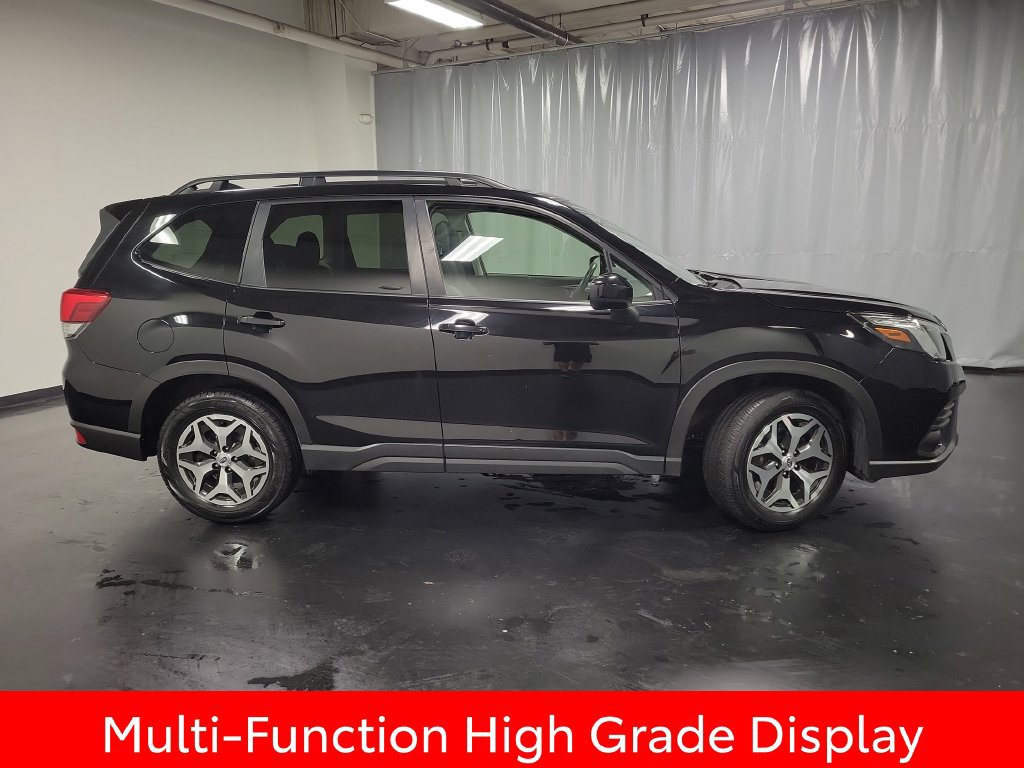 Used 2024 Subaru Forester Premium AWD/4WD image 9