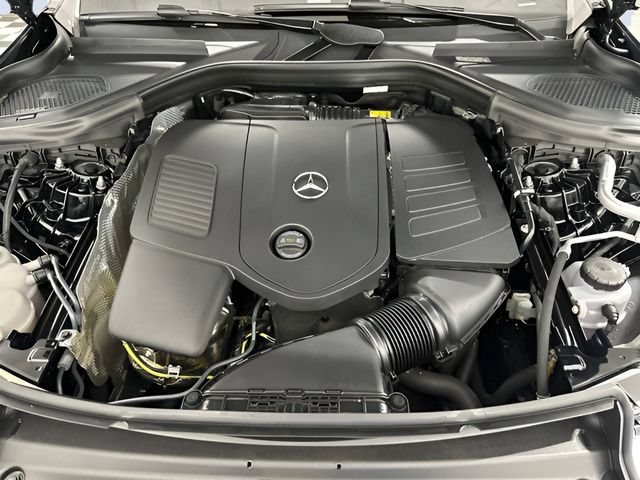 Used 2026 Mercedes-Benz GLC 300 4MATIC image 10
