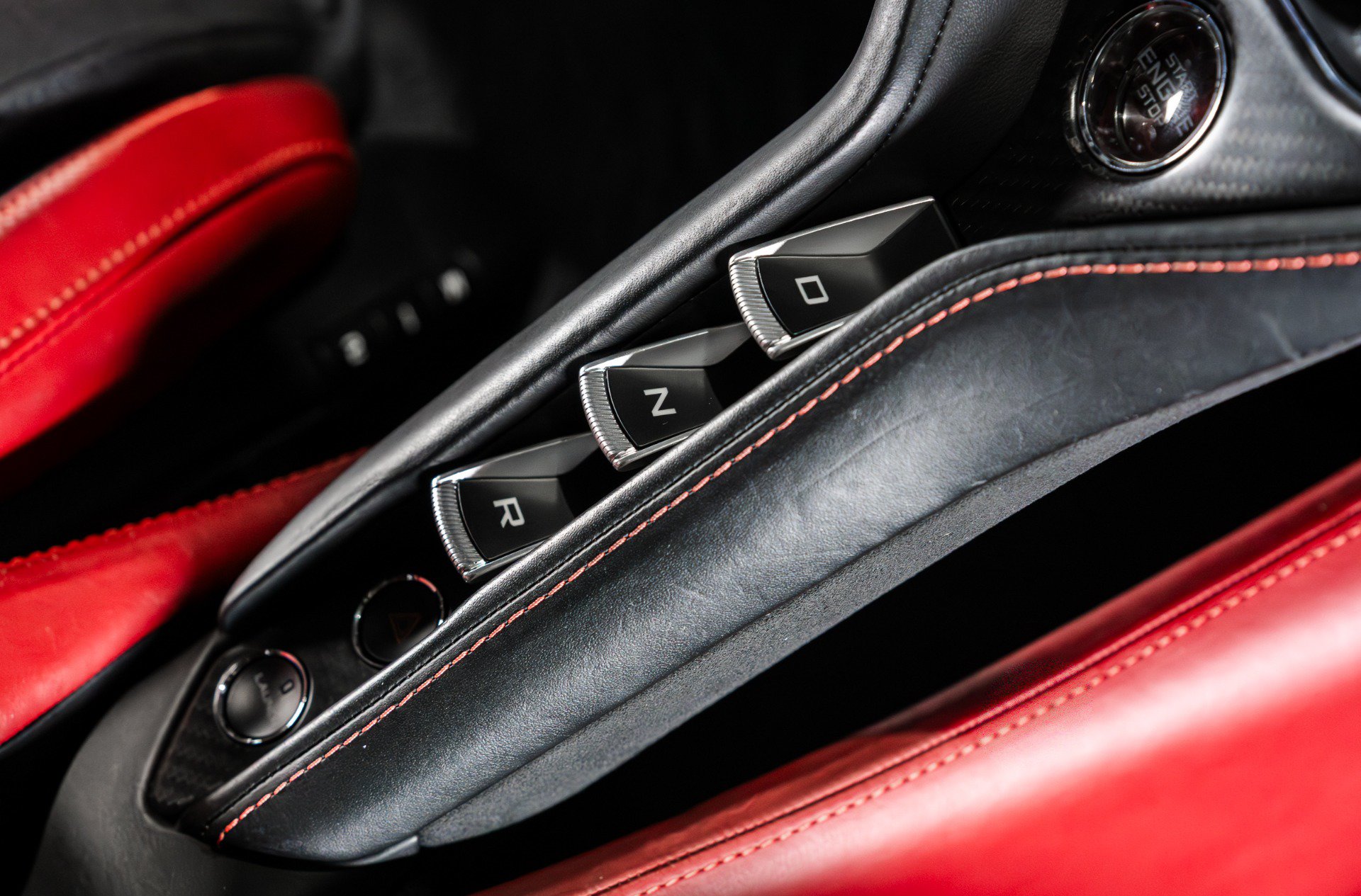Used 2018 McLaren 720S RWD image 34