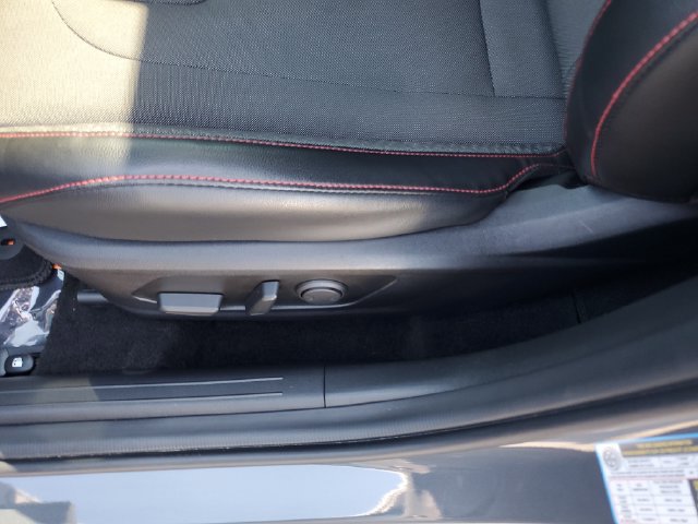 Certified 2024 Hyundai Elantra N Line FWD image 17