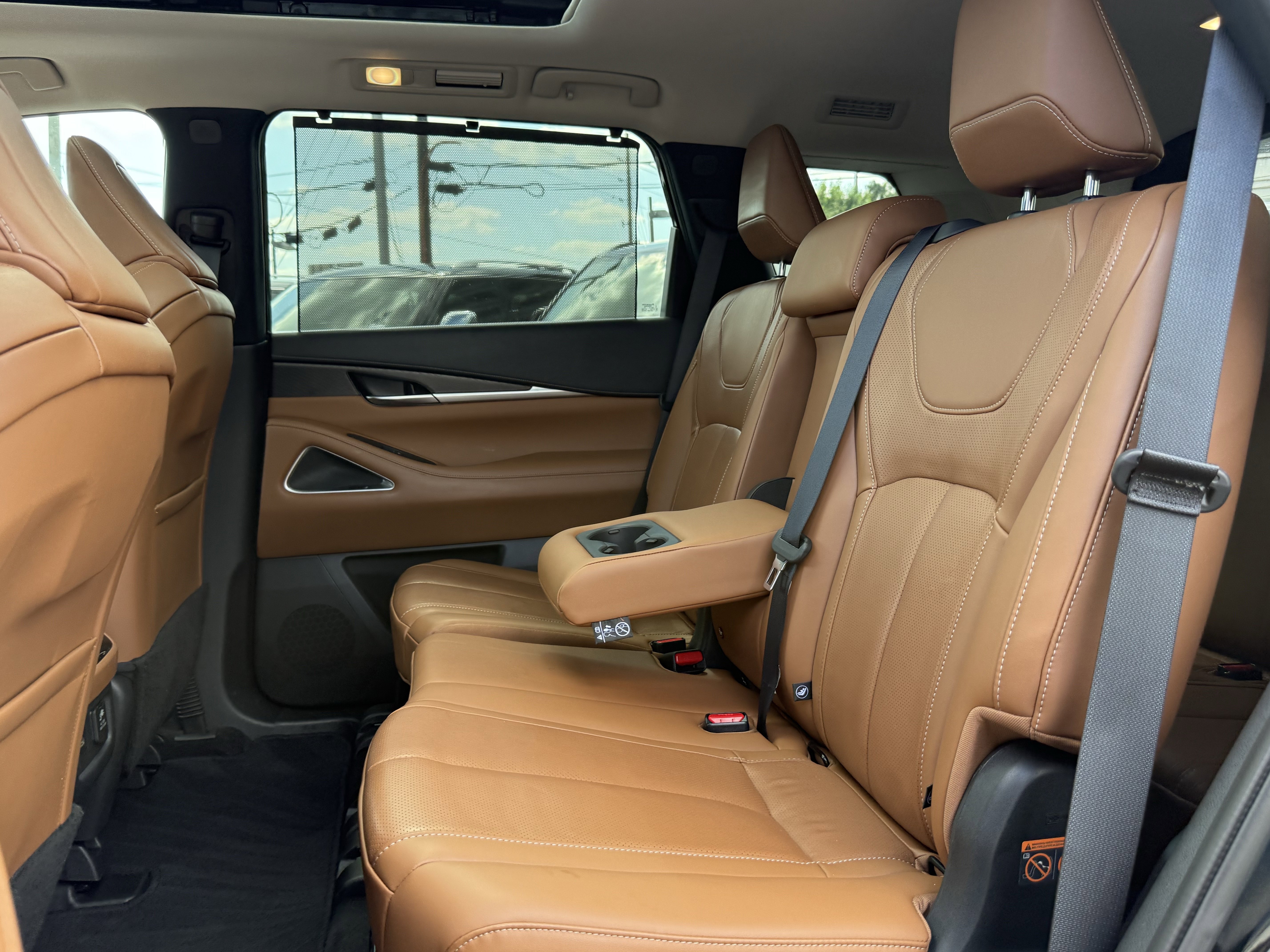 Certified 2023 INFINITI QX60 Sensory w/ Vision Package AWD/4WD image 17