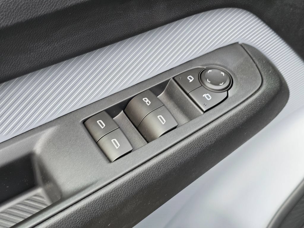 New 2027 Chevrolet Bolt LT w/ Comfort Package FWD image 21