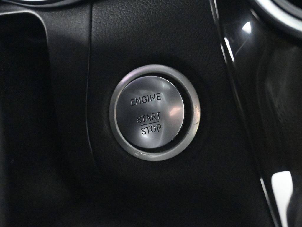 Used 2018 Mercedes-Benz GLC 43 AMG 4MATIC image 43