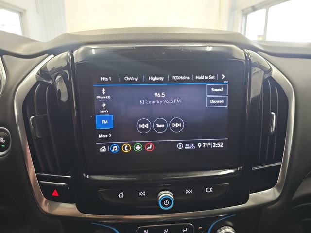 Used 2021 Chevrolet Traverse LT w/ LPO, Floor Liner Package AWD/4WD image 18