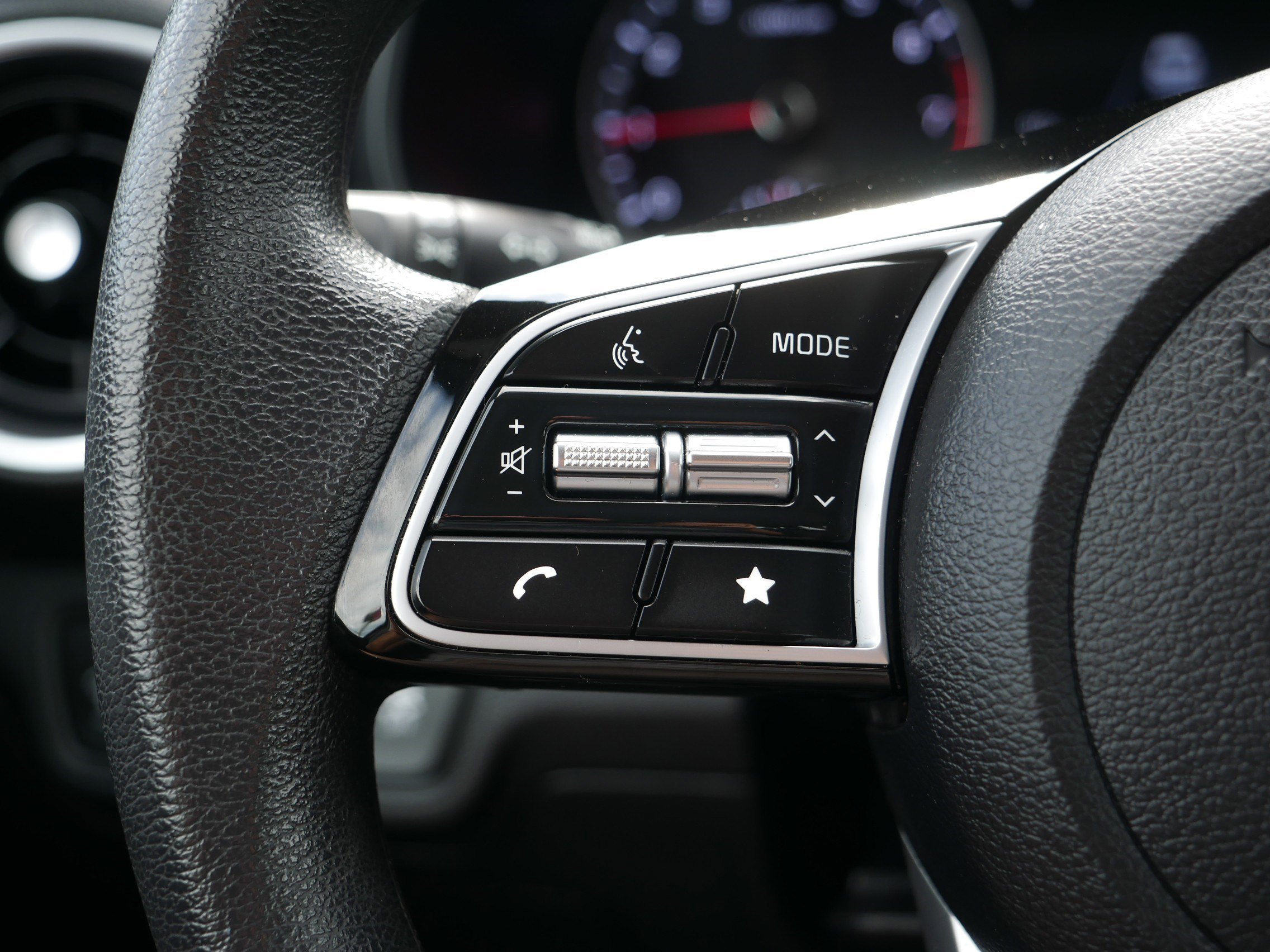 Certified 2023 Kia Forte LXS image 30