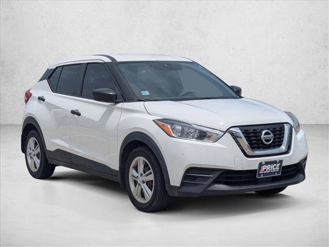 Used 2020 Nissan Kicks S FWD image 3