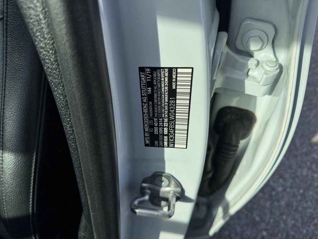 Used 2020 Mercedes-Benz A 220 4MATIC w/ Premium Package image 27