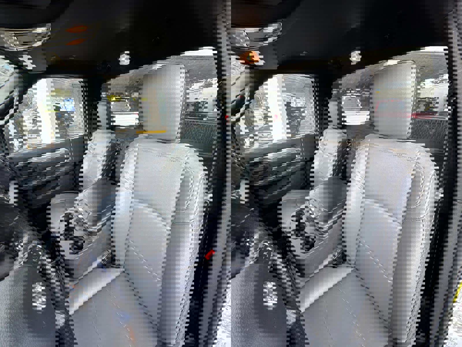 Used 2024 RAM 3500 Tradesman w/ Chrome Appearance Group image 43