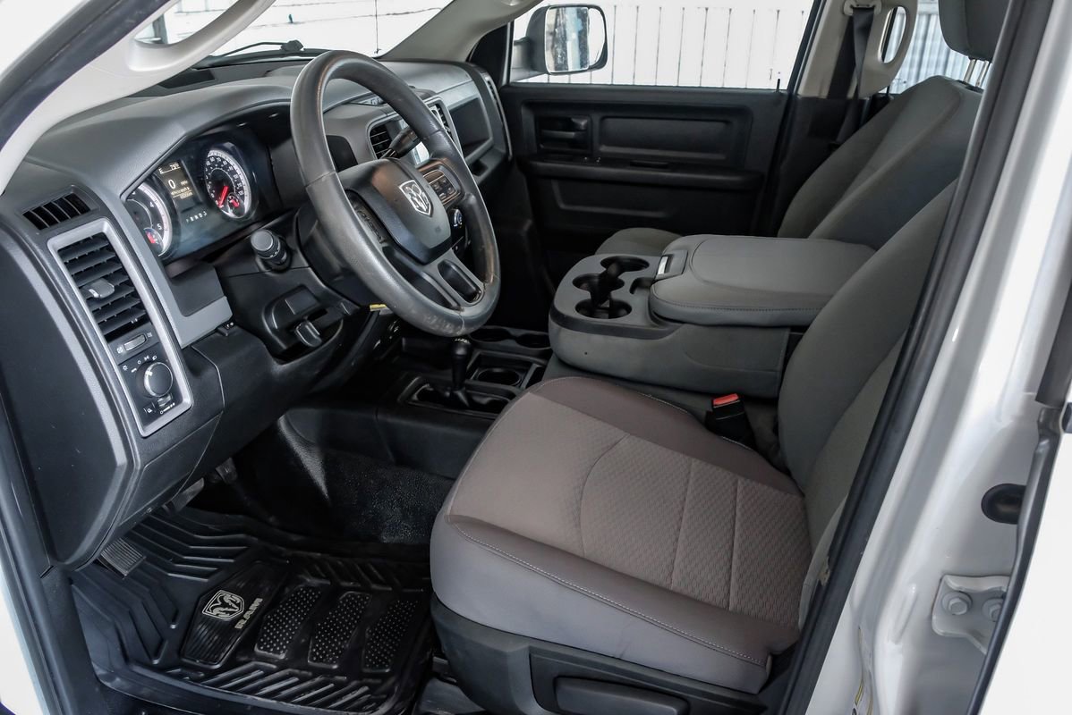 Used 2018 RAM 2500 Tradesman w/ Chrome Appearance Group image 15