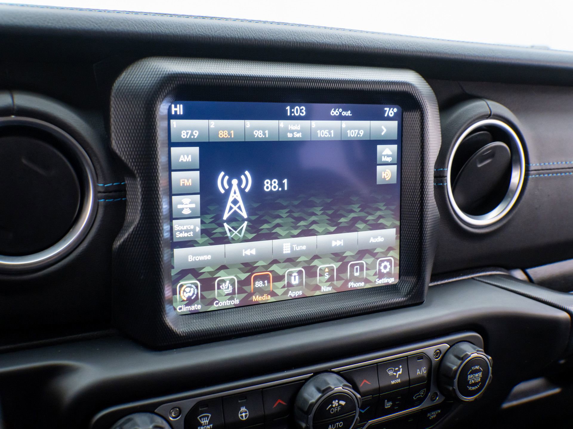 Used 2023 Jeep Wrangler Unlimited Rubicon 4xe w/ Cold Weather Group image 23