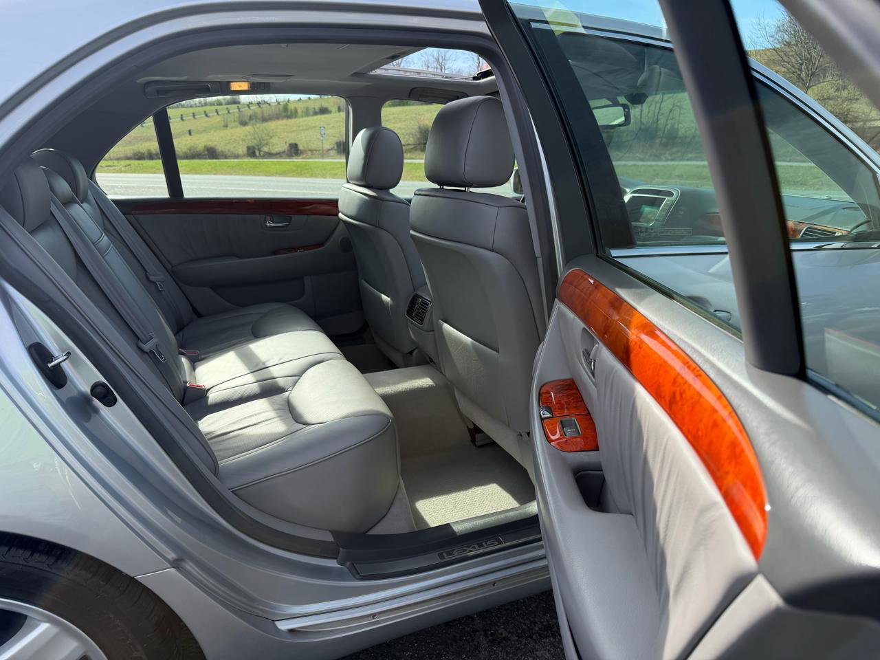 Used 2006 Lexus LS 430 image 28