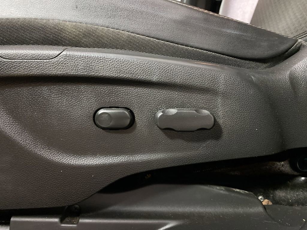 Used 2019 Buick Encore Preferred w/ Safety Package image 12