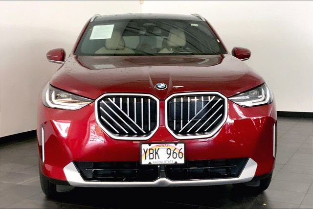 Used 2025 BMW X3 xDrive30i w/ Convenience Package AWD/4WD image 3