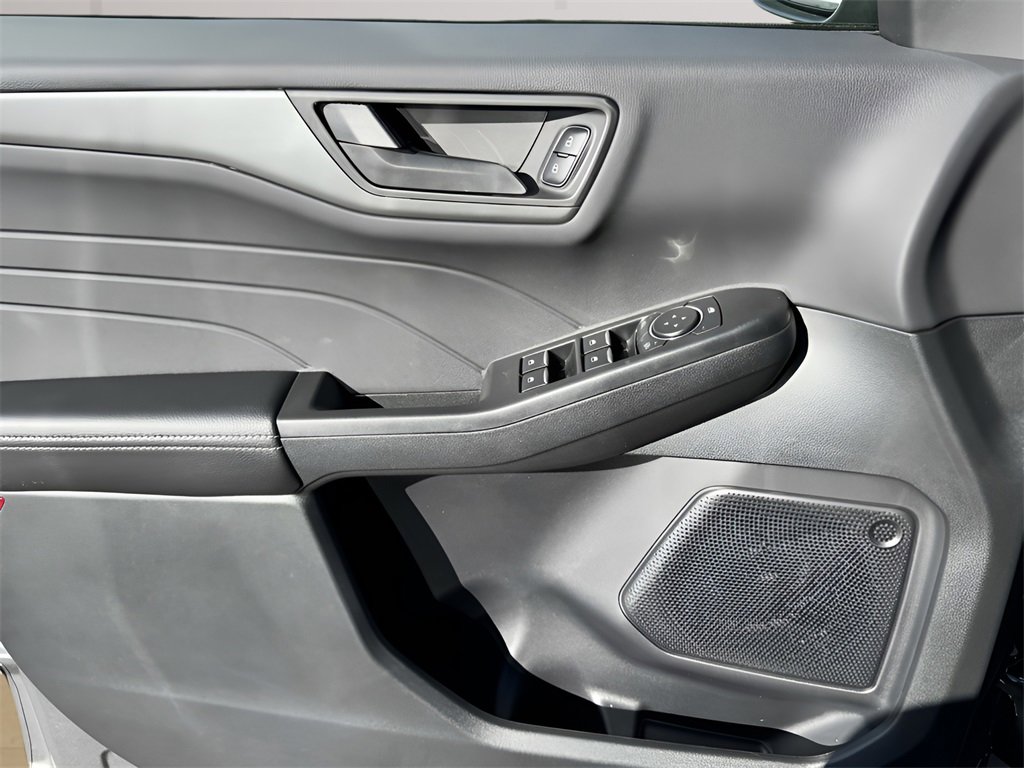 New 2026 Ford Escape Active image 26