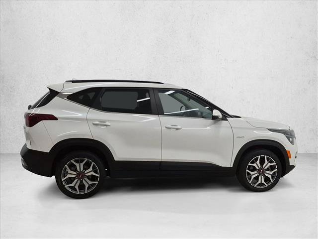 Used 2021 Kia Seltos S AWD/4WD image 4