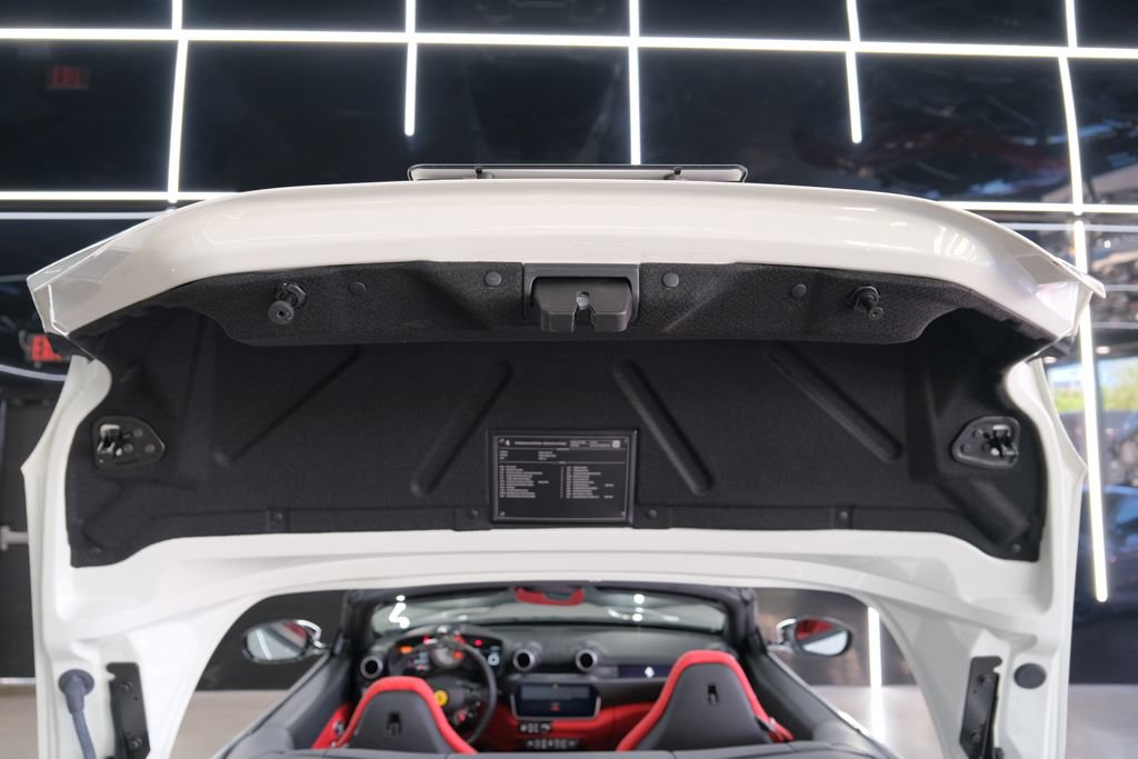 Used 2023 Ferrari Portofino M RWD image 11