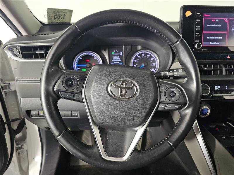 Used 2022 Toyota Venza LE AWD/4WD image 9