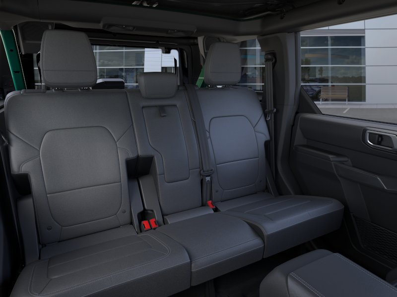 New 2025 Ford Bronco Outer Banks w/ Sasquatch Package image 11