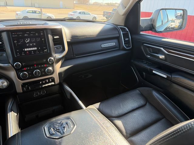 Used 2020 RAM 1500 Laramie AWD/4WD image 32