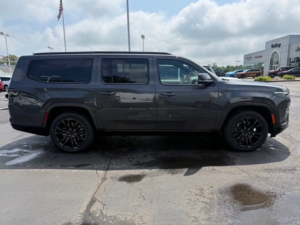New 2026 Jeep Grand Wagoneer L Summit AWD/4WD image 2