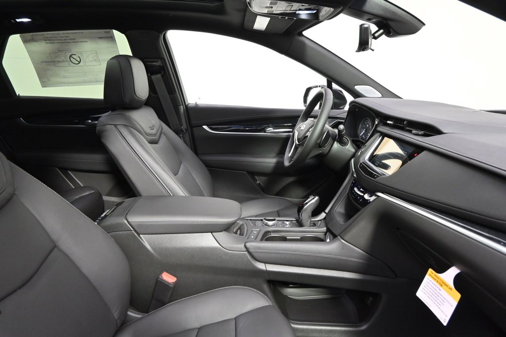 New 2025 Cadillac XT5 Premium Luxury w/ Technology Package image 16