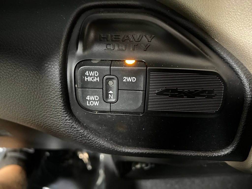 Used 2024 RAM 2500 Laramie w/ Safety Group AWD/4WD image 32