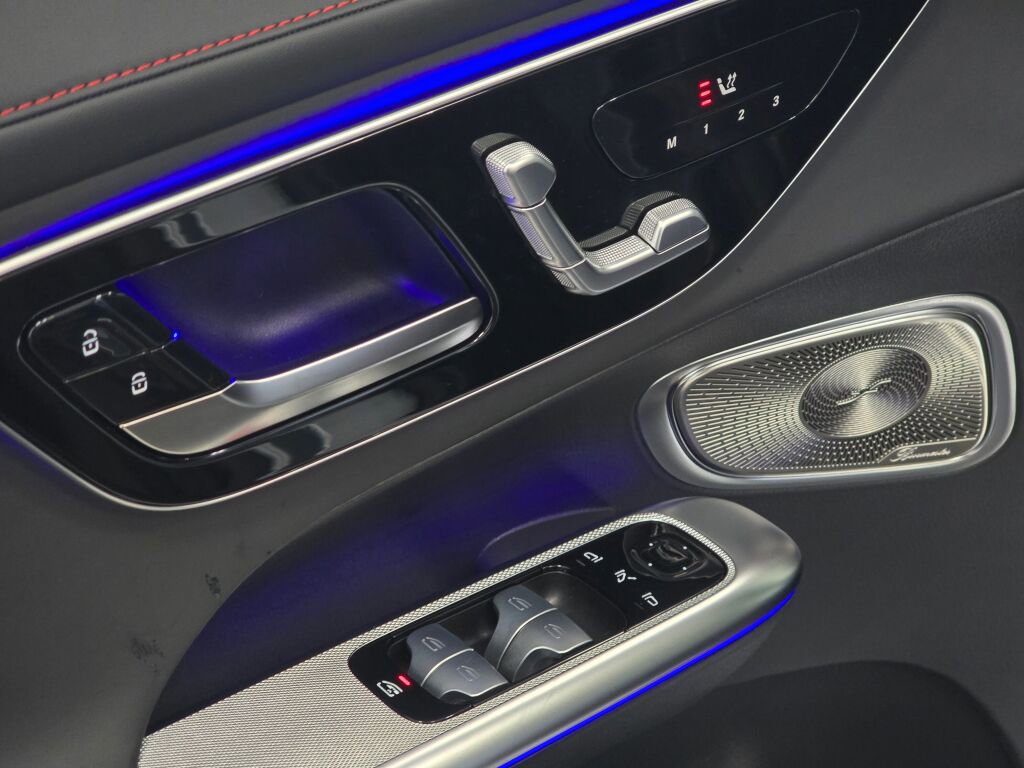 Used 2025 Mercedes-Benz GLC 43 AMG 4MATIC Coupe image 35