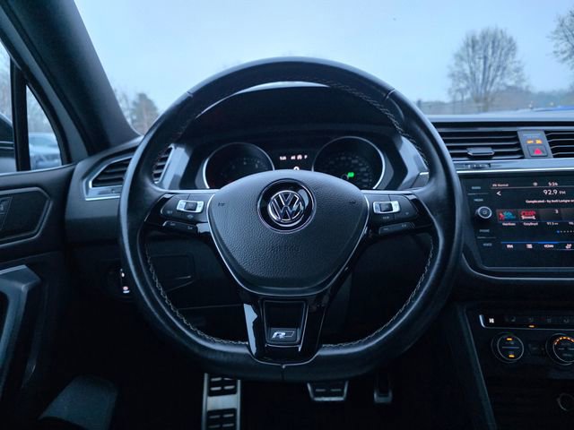 Used 2021 Volkswagen Tiguan SE R-Line image 24