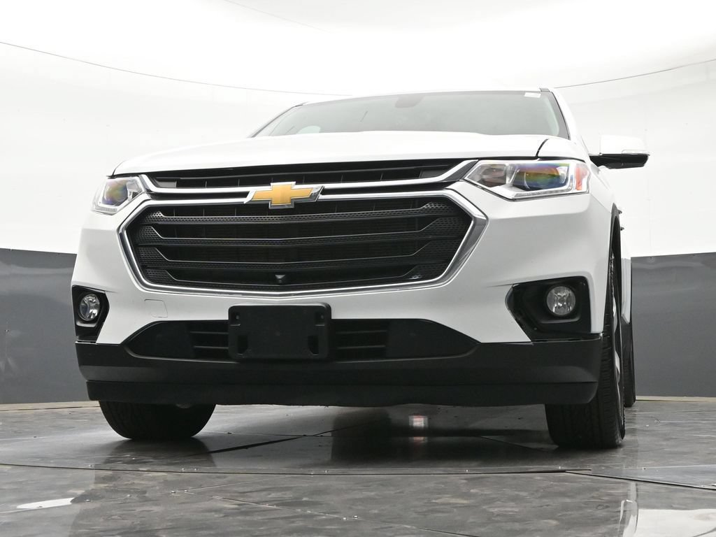 Certified 2020 Chevrolet Traverse LT w/ LT Premium Package AWD/4WD image 31