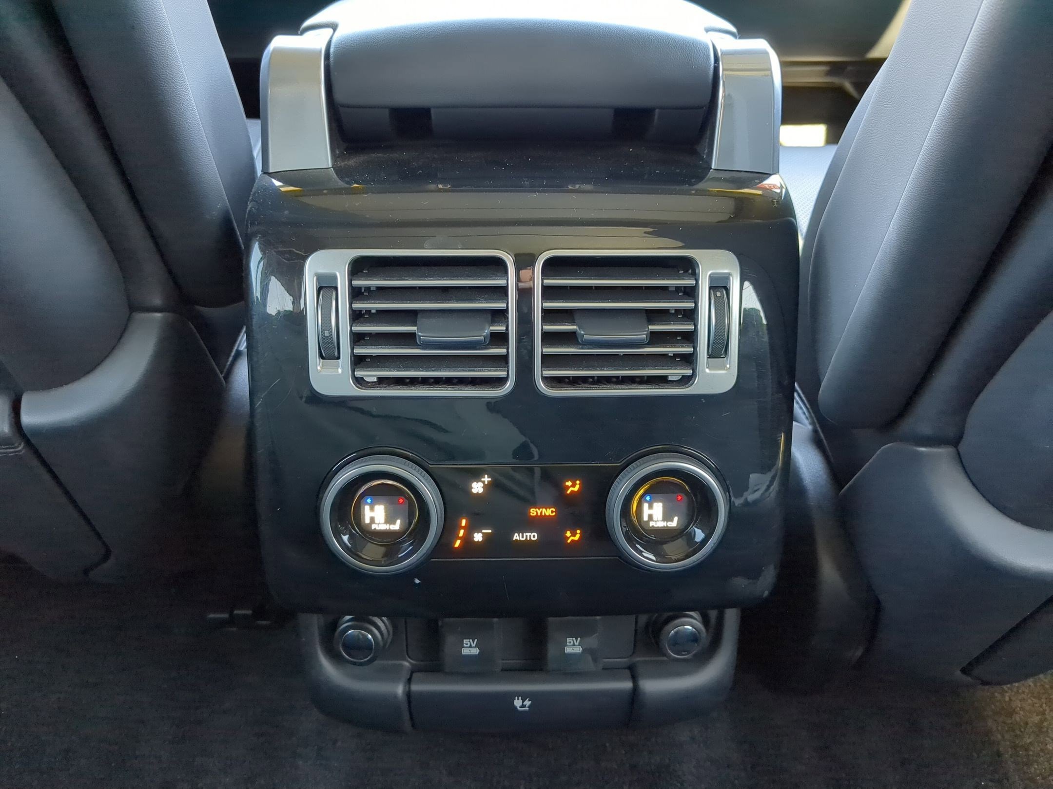 Used 2021 Land Rover Range Rover Westminster Edition image 28