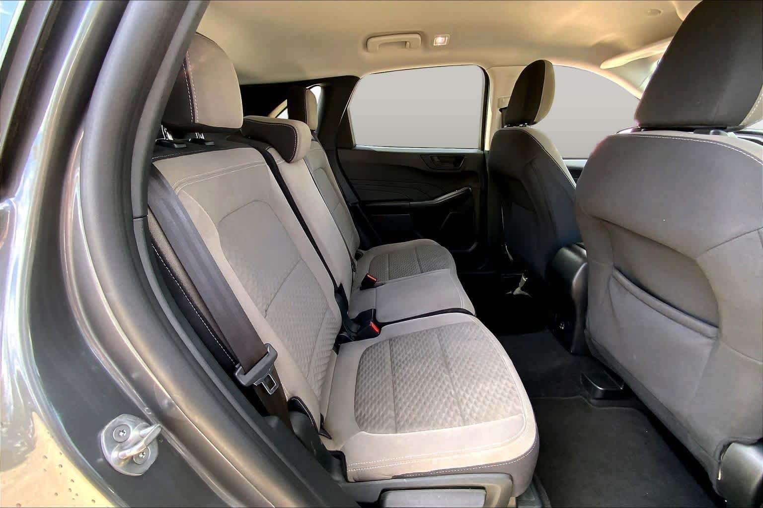 Used 2022 Ford Escape SE FWD image 20
