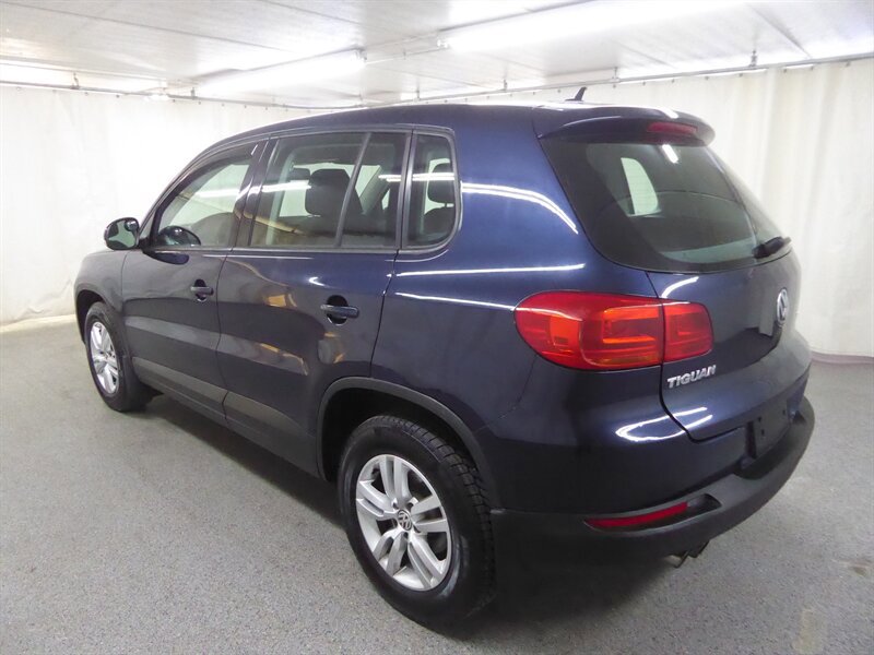 Used 2013 Volkswagen Tiguan S FWD image 5