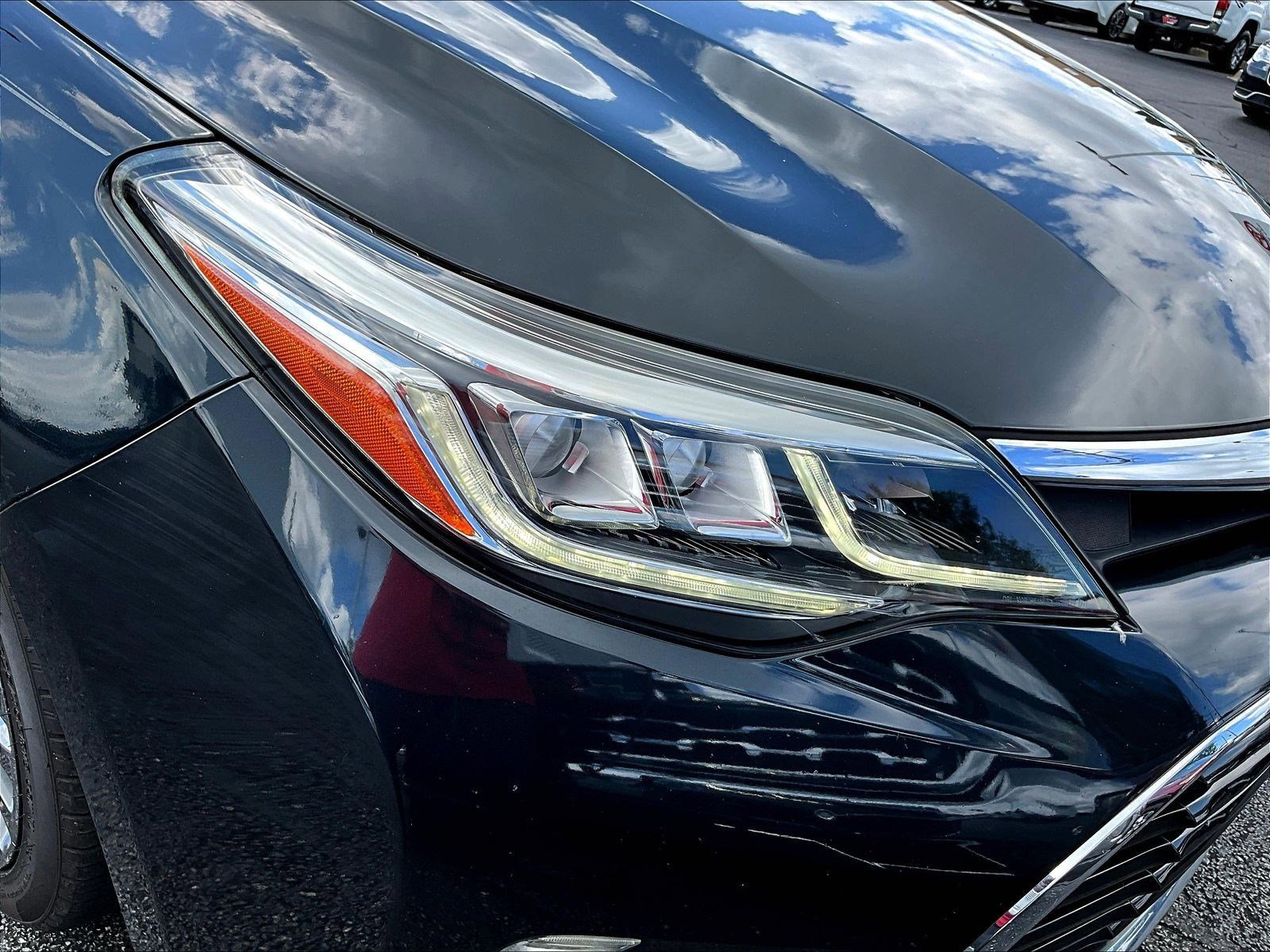 Used 2016 Toyota Avalon Touring FWD image 32