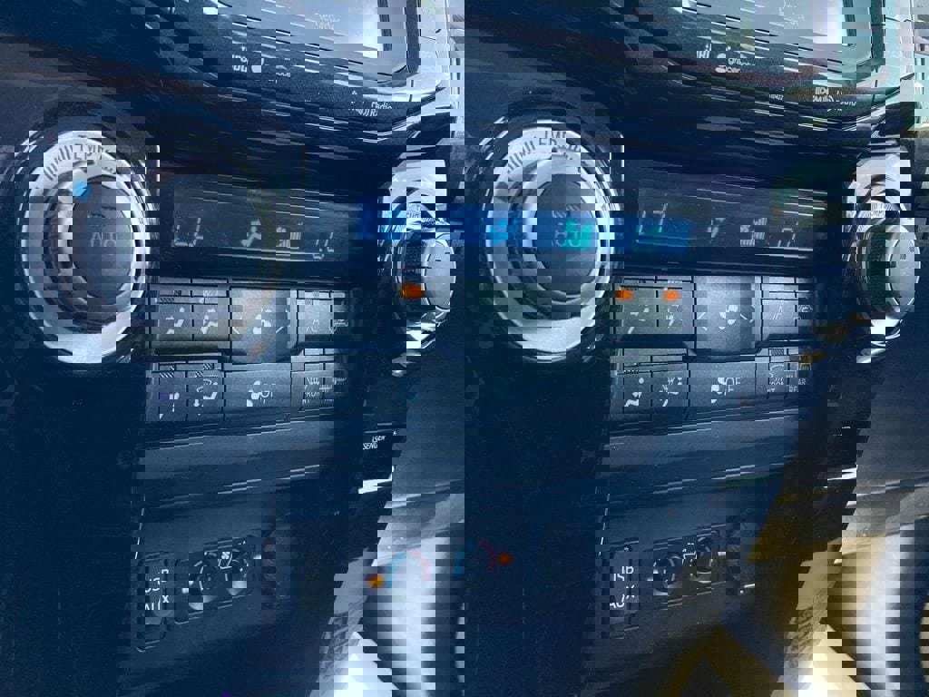 Used 2019 Toyota 4Runner Limited image 25